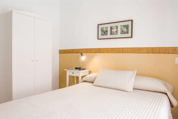Hostal Jomarijo Fuengirola Eksteriør billede