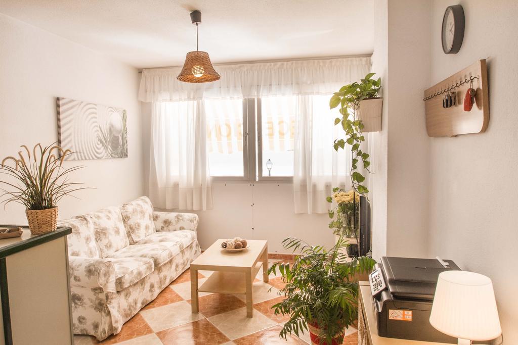 Hostal Jomarijo Fuengirola Eksteriør billede