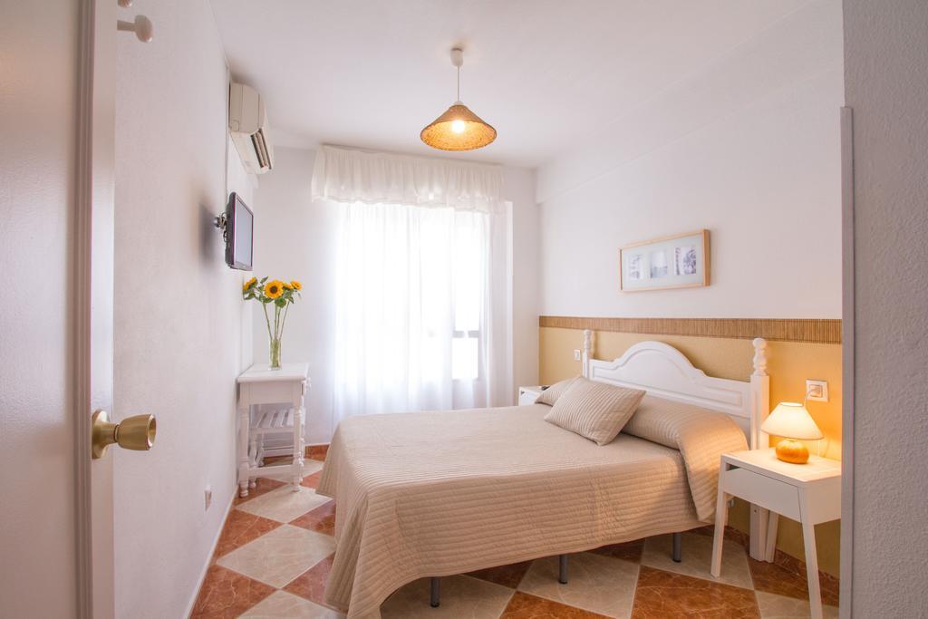 Hostal Jomarijo Fuengirola Værelse billede